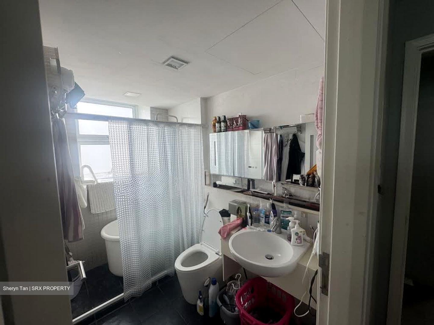 The Esparis (D18), Condominium #563510431